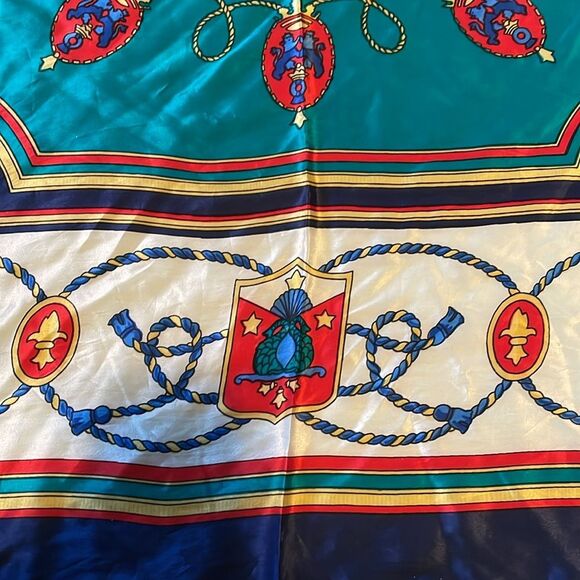 Silk scarf jewel tones 32” x 32” square, EUC, Vintage Codello my personal closet - Picture 6 of 7